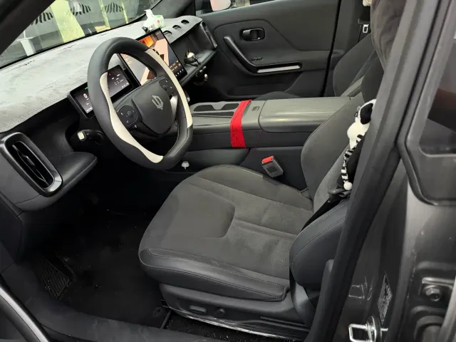 Leapmotor Lafa 5 — Фото автомобиля 4