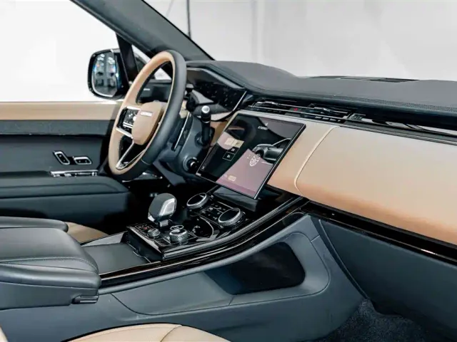 Land Rover Range Rover Sport — Фото автомобиля 19