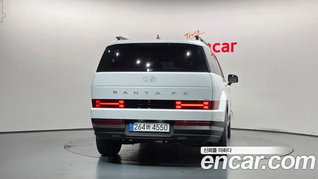 Фотография автомобиля — Hyundai Santafe