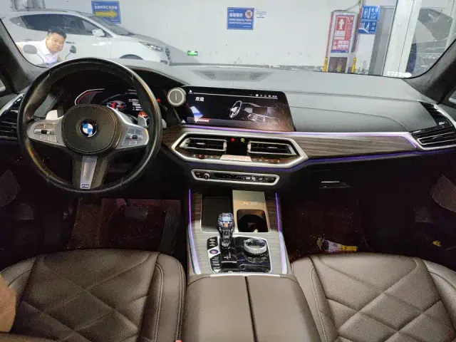 BMW X5 — Фото автомобиля 7