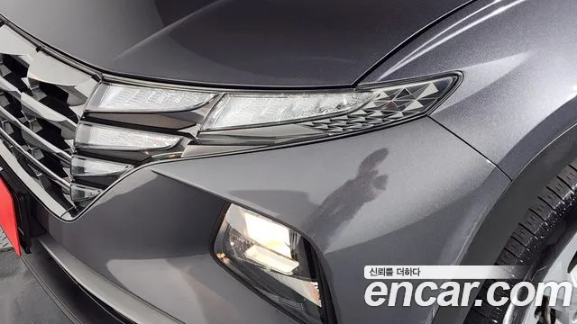 Hyundai Tucson Tucson (NX4) Дизель 2.0 2WD — Фото автомобиля 22