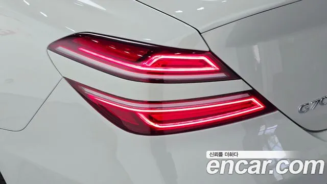 Genesis G70 New — Фото автомобиля 8