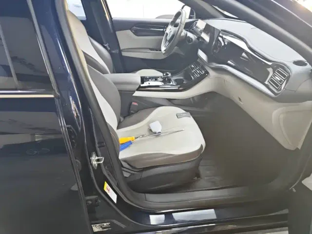 BYD Qin PLUS — Фото автомобиля 24