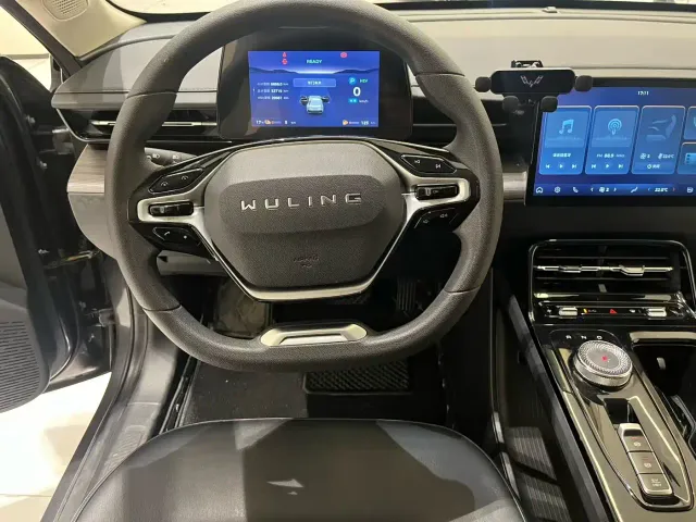 Wuling Starlight — Фото автомобиля 7