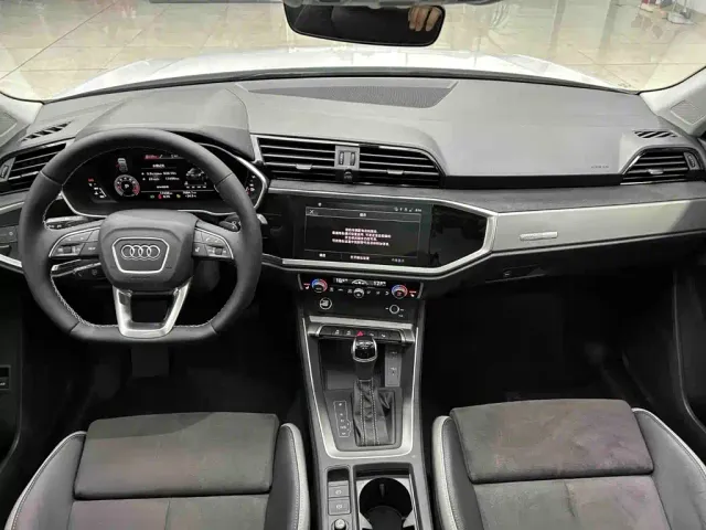Audi Q3 — Фото автомобиля 7