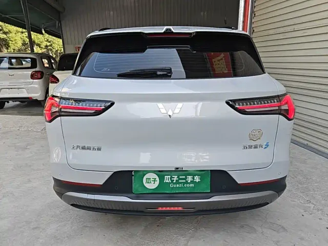 Wuling Starlight S — Фото автомобиля 5