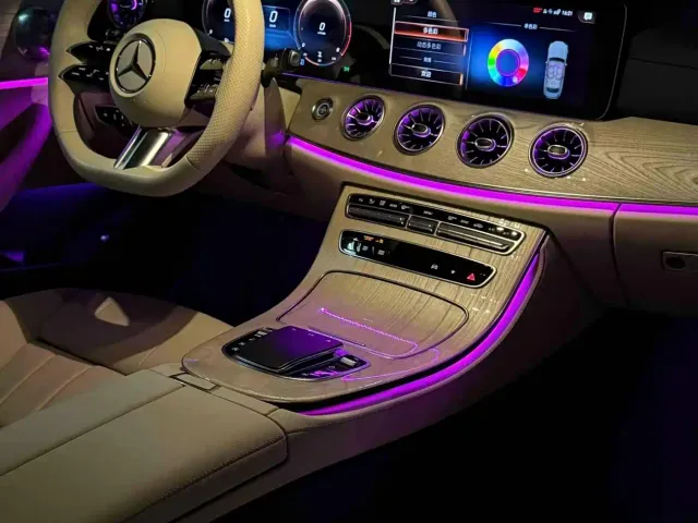 Mercedes-Benz E-Class — Фото автомобиля 5