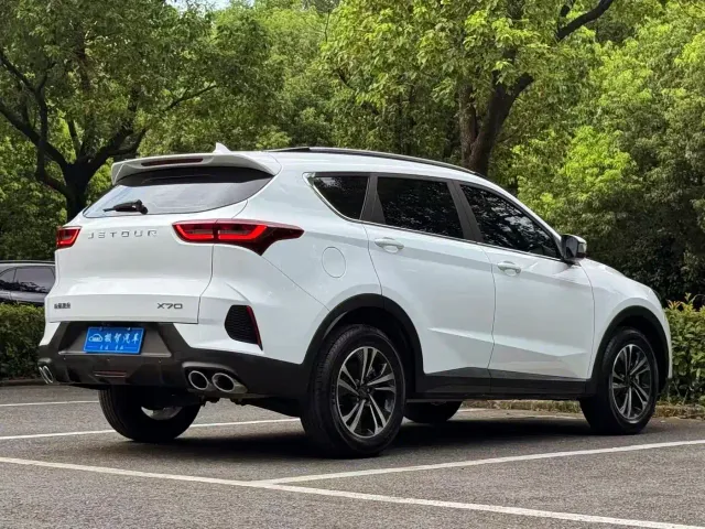 Jetour X70 — Фото автомобиля 5