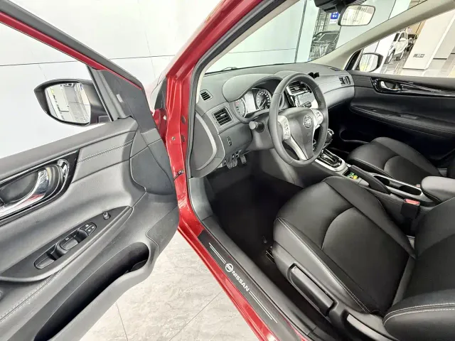 Nissan Tiida — Фото автомобиля 5