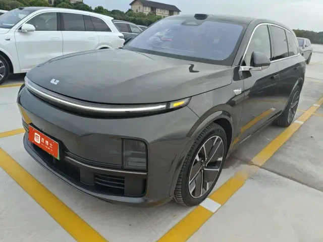 Фотография автомобиля — Li Auto L7