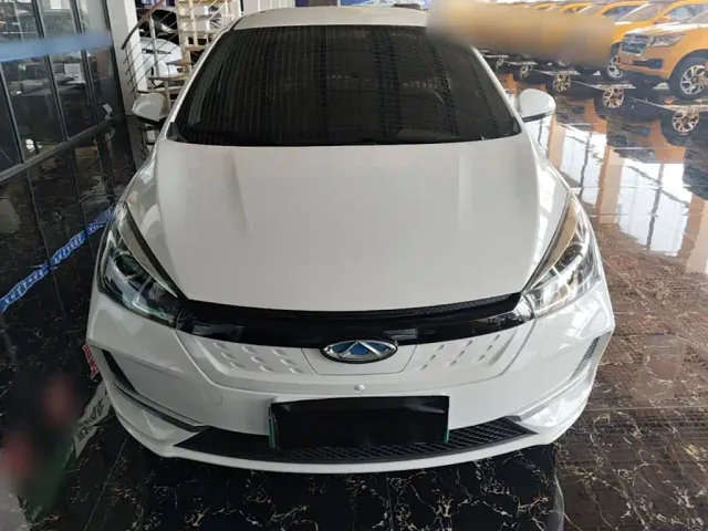 Chery Arrizo e — Фото автомобиля 2