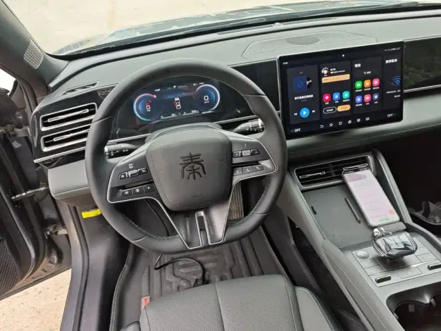 BYD Qin L — Фото автомобиля 10