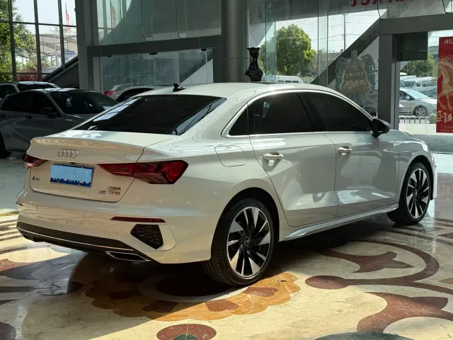 Audi A3 — Фото автомобиля 4
