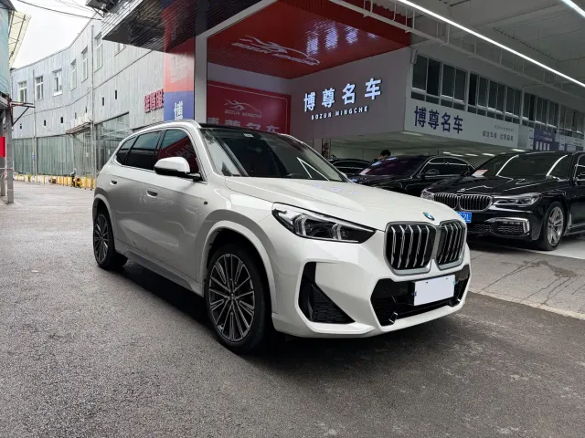 BMW X1 — Фото автомобиля 3