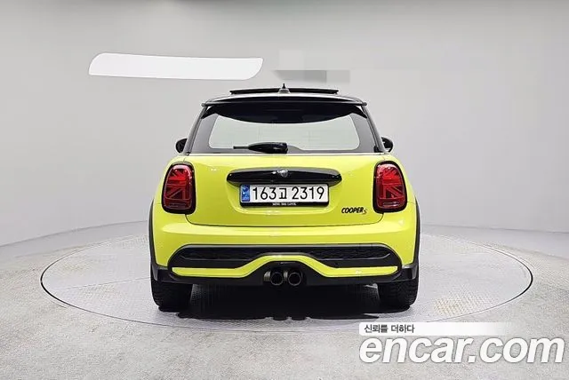 Mini Cooper — Фото автомобиля 4
