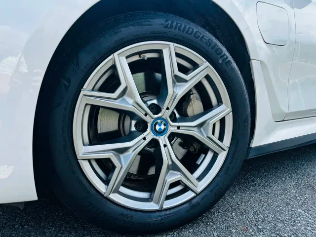 BMW i3 — Фото автомобиля 9