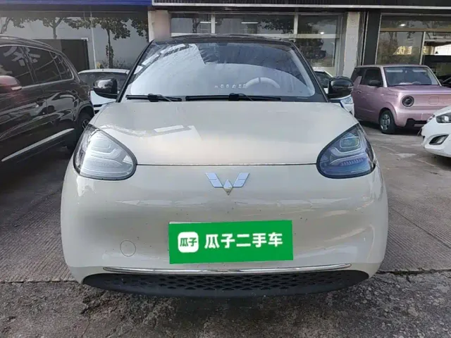 Wuling Bingo — Фото автомобиля 2