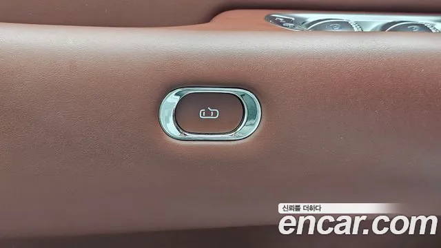 Genesis G90 RS4 — Фото автомобиля 24