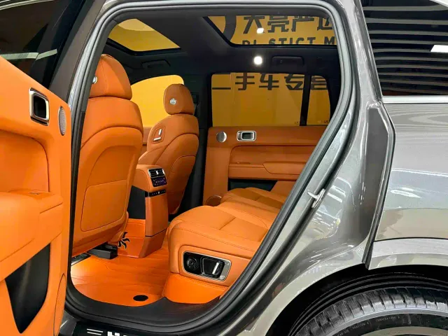 Li Auto L7 — Фото автомобиля 11