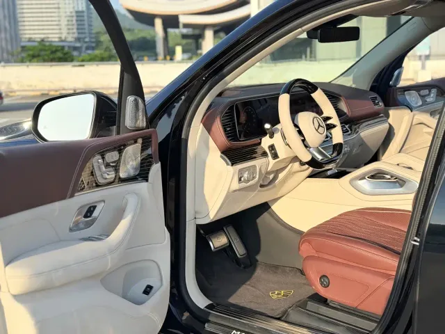 Mercedes-Benz GLS-Class — Фото автомобиля 4