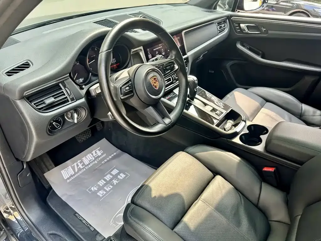 Porsche Macan 2022 Macan 2.0T — Фото автомобиля 8