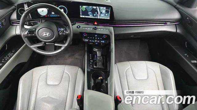 Hyundai Avante — Фото автомобиля 10
