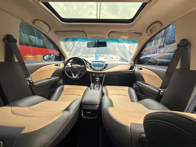 Chevrolet Monza — Фото автомобиля 9