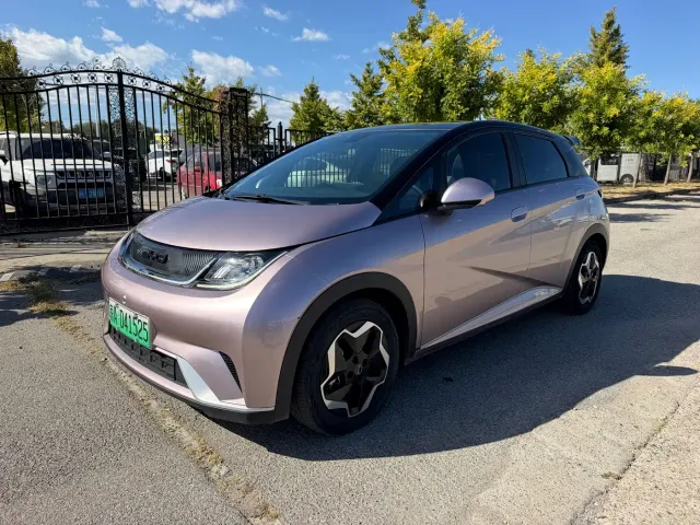 Фотография автомобиля — BYD Dolphin