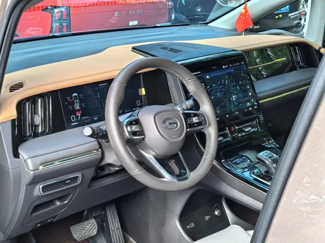 GAC Trumpchi M8 — Фото автомобиля 12