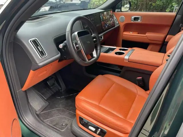 Li Auto L9 — Фото автомобиля 3