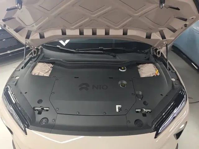 Nio ET5 — Фото автомобиля 19