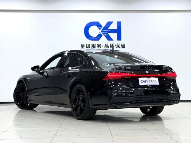 Audi A7L — Фото автомобиля 18