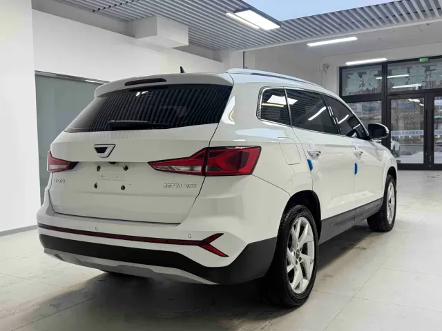 Jetta VS7 — Фото автомобиля 6
