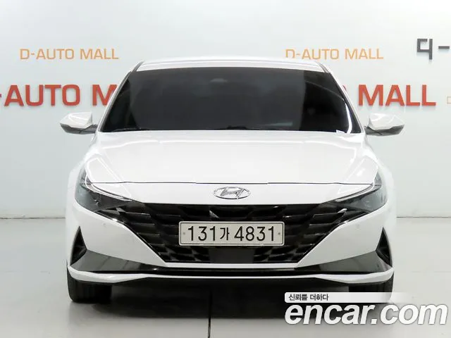 Hyundai Avante CN7 — Фото автомобиля 3
