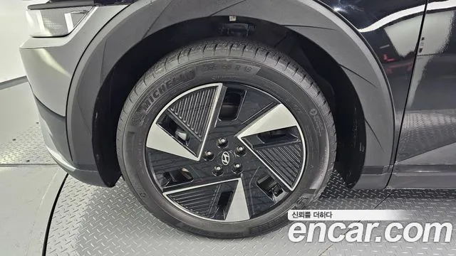 Hyundai Ioniq 5 New — Фото автомобиля 5