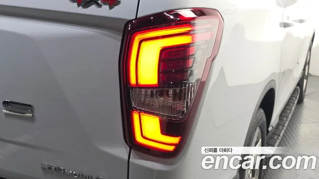KG_Mobility_Ssangyong Rexton — Фото автомобиля 8