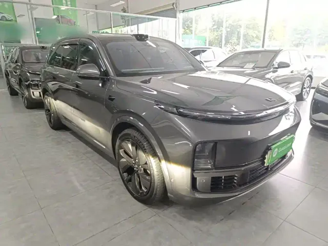 Li Auto L9 — Фото автомобиля 3