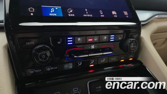 Jeep Cherokee Grand Cherokee(WL) 3.6 Limited — Фото автомобиля 17