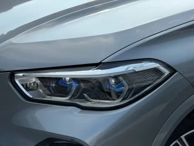 BMW X5 — Фото автомобиля 3