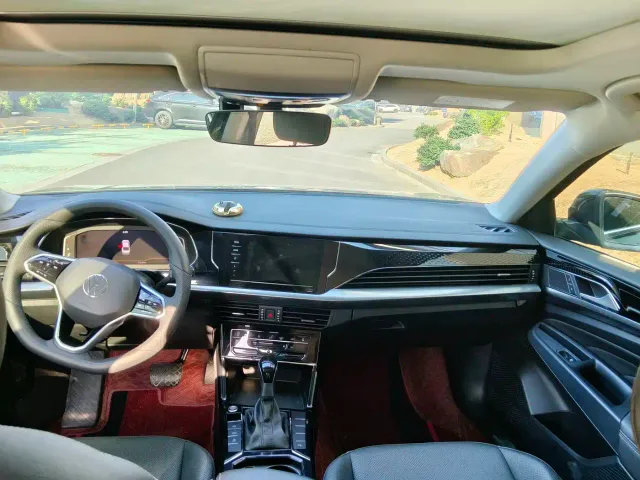 Volkswagen Passat — Фото автомобиля 9