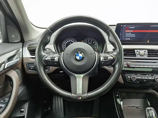 BMW X1 — Фото автомобиля 11