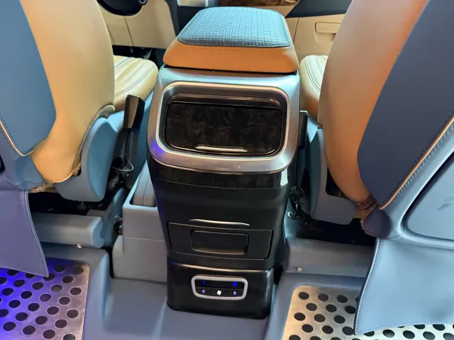 Kedi Auto Kedidia — Фото автомобиля 10