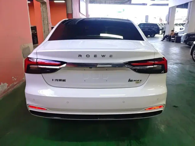Roewe i6 MAX EV — Фото автомобиля 5