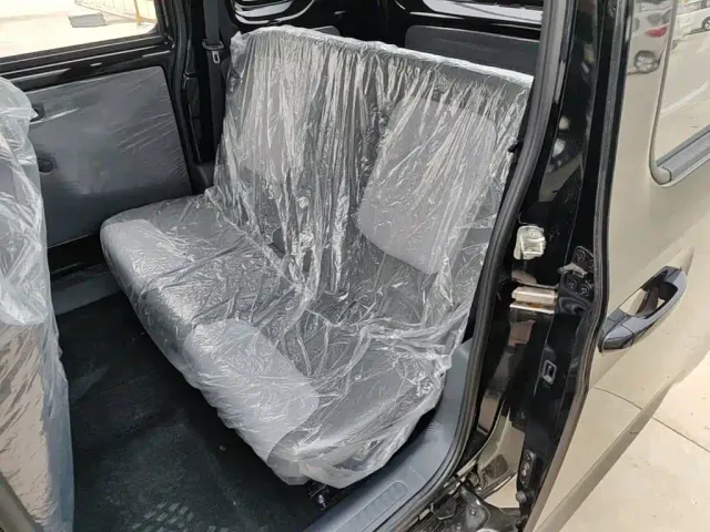 Wuling Zhiguang NEV — Фото автомобиля 16