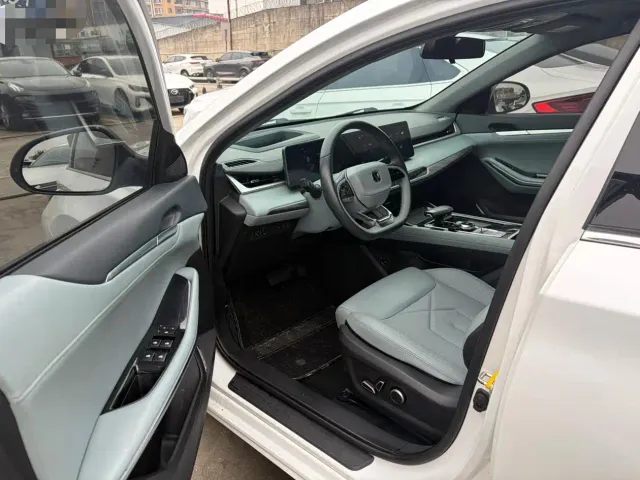 Changan Raeton Plus — Фото автомобиля 4