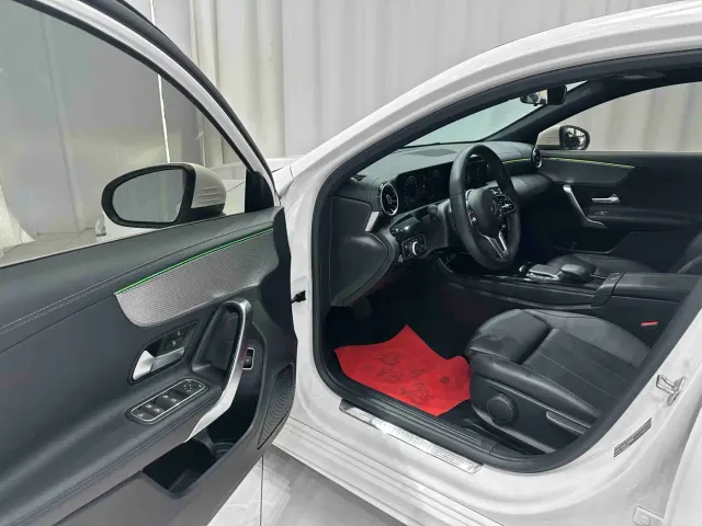 Mercedes-Benz A-Class — Фото автомобиля 7