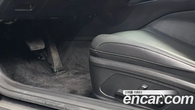 Hyundai Grandeur GN7 — Фото автомобиля 20