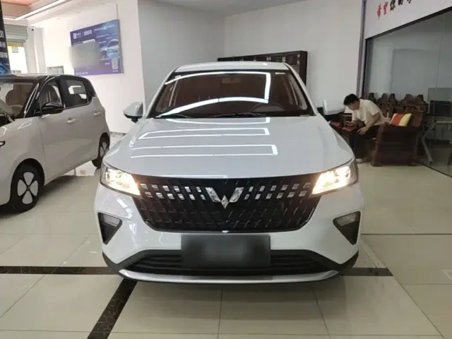 Wuling Xingchi — Фото автомобиля 2