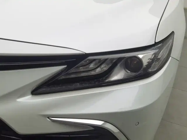 Toyota Camry — Фото автомобиля 7