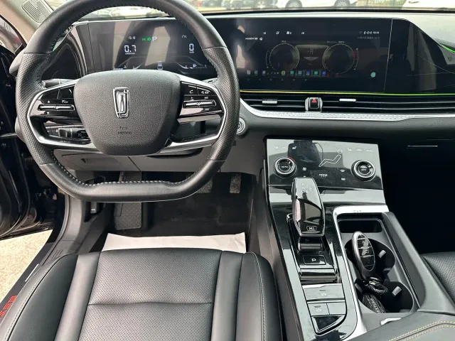 Bestune B70 — Фото автомобиля 10